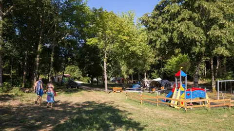 Camping Domaine de Corneuil