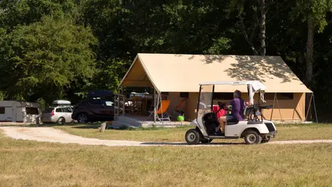 Camping Domaine de Corneuil