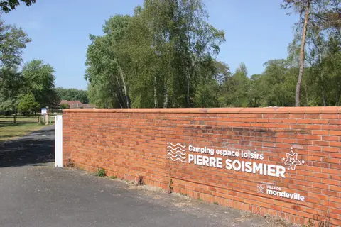 Camping & Espace Loisirs Pierre Soismier