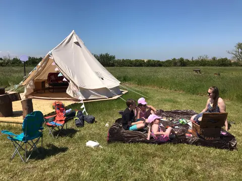 Thames View Camping