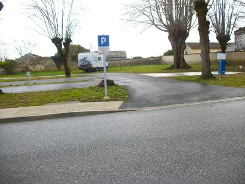 Aire de services Camping-cars de Burie