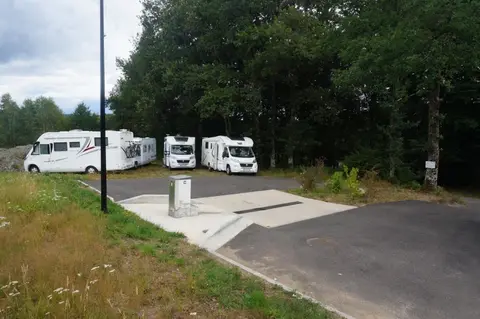 Aire de camping-cars du camping de Tarnac