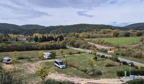 Aire Camping-car Park Montclus
