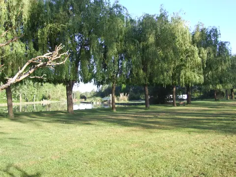 Aire de Camping-Cars de Donzac