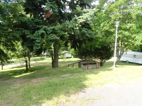 Aire camping Cars Municipal de Saint-Martial