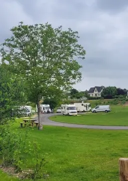 Aire camping-car Villeloin Coulange