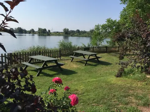 Campingplatz Fischereibetrieb Riedel