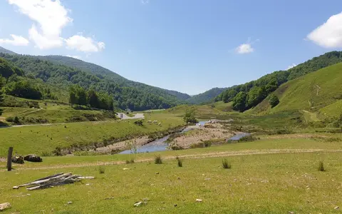 Aire naturelle de camping-cars Etxola