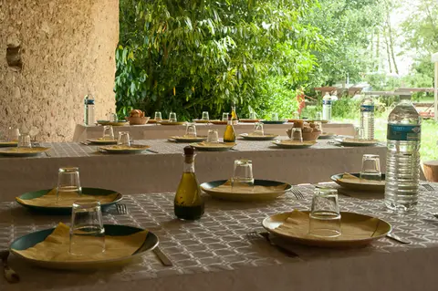 Le Canteraines