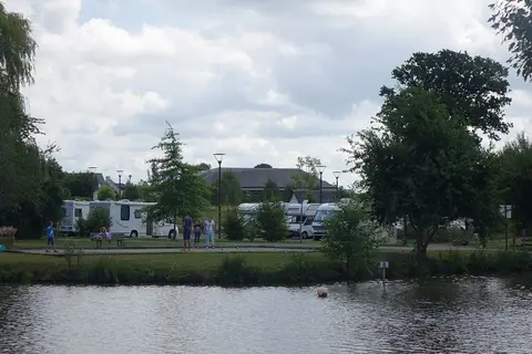Aire Plan d'eau du Prieuré