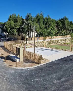 Aire de camping-car Saint-Amant-de-Boixe