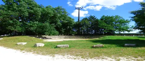 Aire de camping Saint-Fraigne