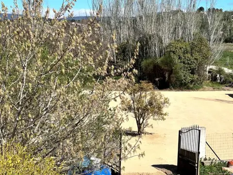Aire camping-car - Hotel Carina Apt