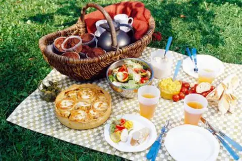 Aire camping-car - Hotel Carina Apt