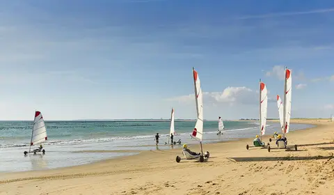 Aire de camping-car Place Clemenceau - Mareuil-sur-Lay