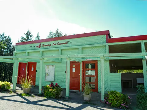Les Écureuils