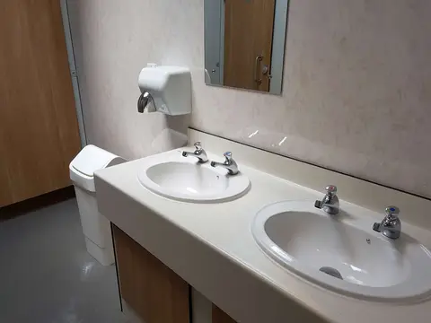 Senlac Wood Caravan & Camping