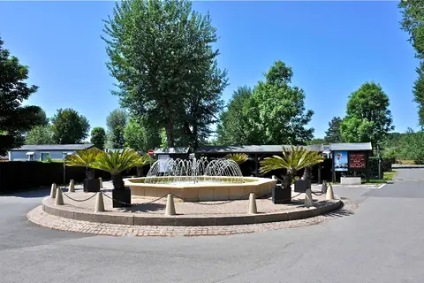 Camping Le Perroquet