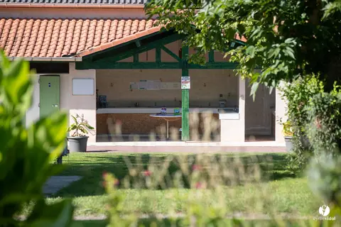 Camping Le Vieux Platane