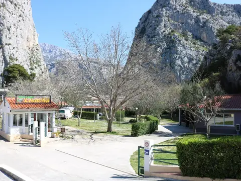 Kamp Lisičina