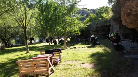 River camp Bara