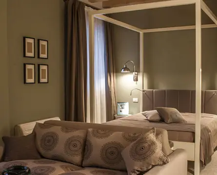 Colombara Camp & Lodge