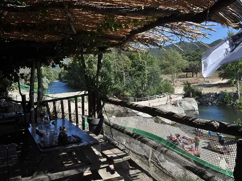 Camping à la ferme "La Rivière"