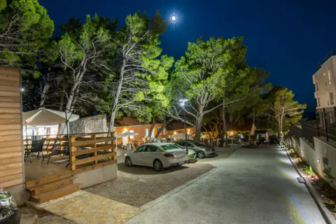 Camp Makarska