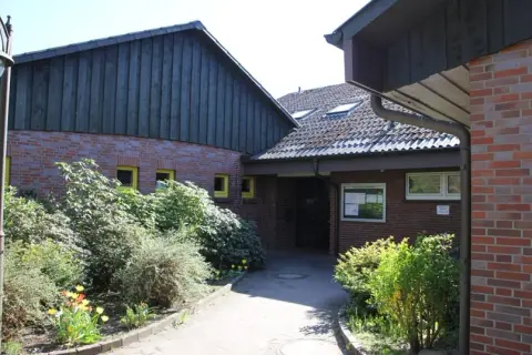 Wohnmobilstellplatz am Waldbad Hanstedt