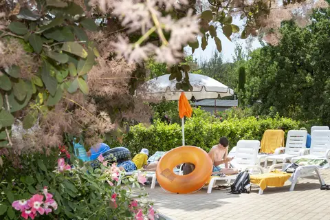 Camping Norcenni Girasole