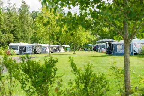 Camping De Waterjuffer