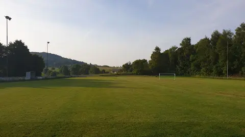 Wohnmobilstellplatz am Sportgelände Feldkahl