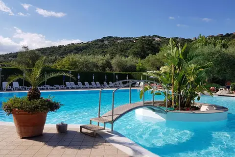 Elayon Club Residence