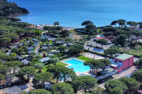 Camping Lacona Pineta