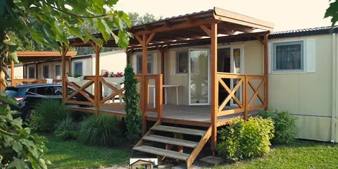Aranypart Üdülőfalu és Kemping