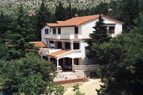 Camping Plantaža