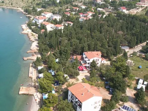 Camping Plantaža
