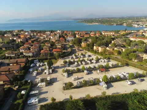 Area Camper Peschiera