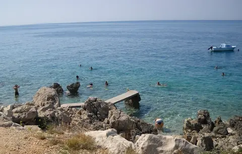 Camp Škovrdara