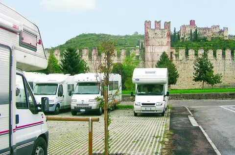 Area sosta camper Soave