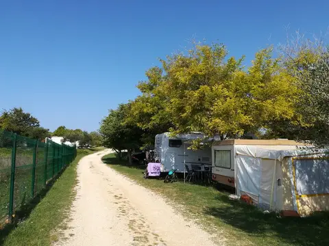 Kamp "Nin"
