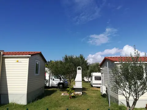 Kamp "Nin"