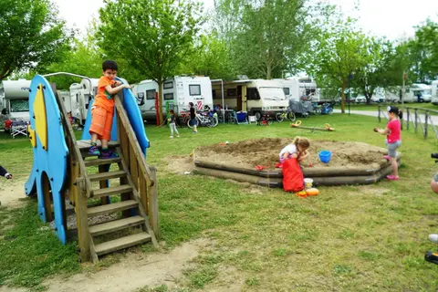 Oasi Park