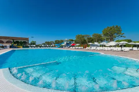 Del Garda Village
