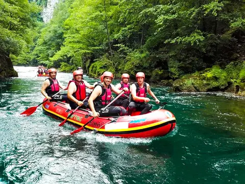 Una RC Kiro Rafting Camp