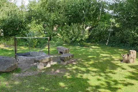 Wiese beim Obstgarten