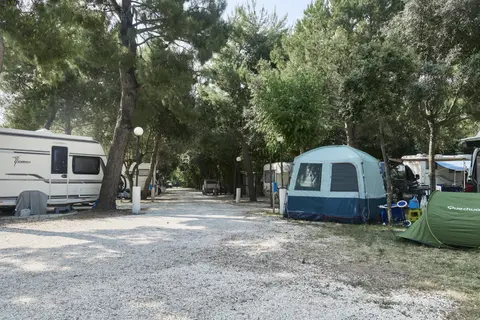 Camping Riviera Village
