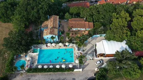 Camping Riviera Village