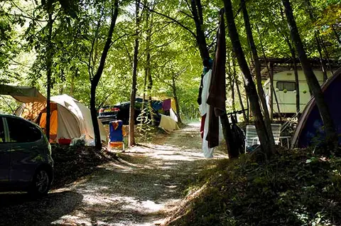 Camping Emaieu