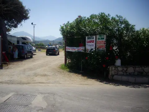Area Attrezzata - Sosta Camper Trinacria
